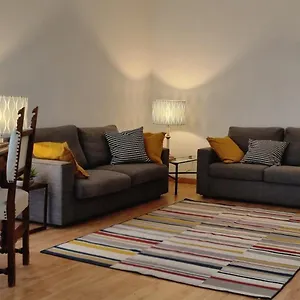  Apartamento Joivy Contemporary 1-bed Near Duomo Di